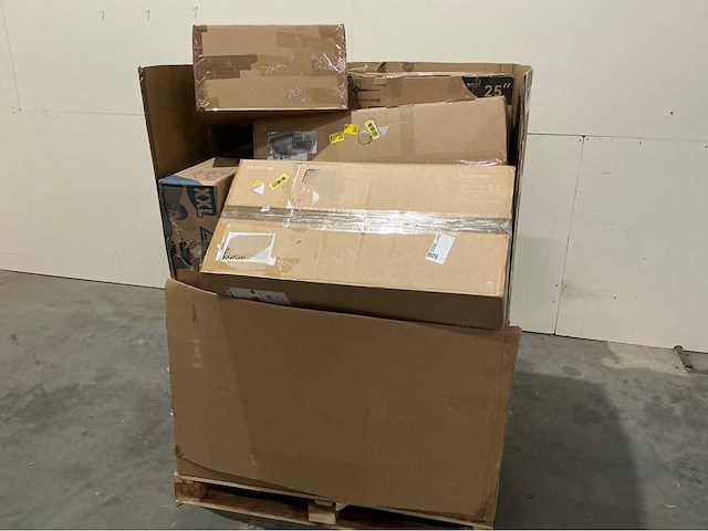 Pallet pc schermen / monitors retourgoederen - 17 items - afbeelding 1 van  2