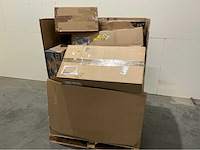 Pallet pc schermen / monitors retourgoederen - 17 items - afbeelding 1 van  2
