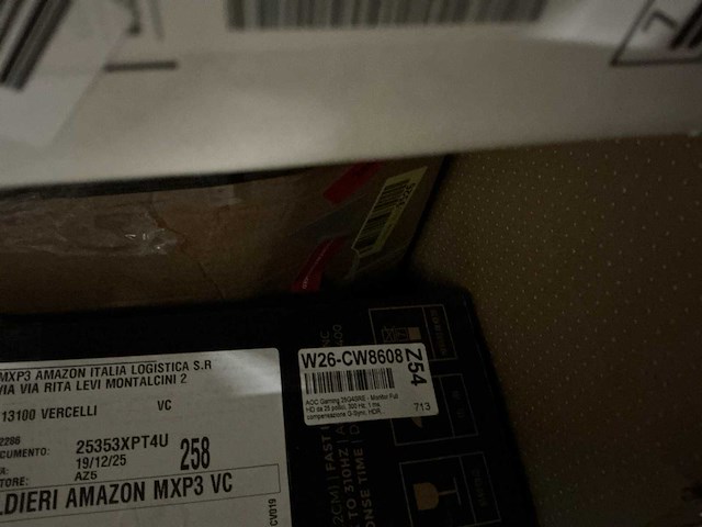 Pallet pc schermen / monitors retourgoederen - 17 items - afbeelding 1 van  2