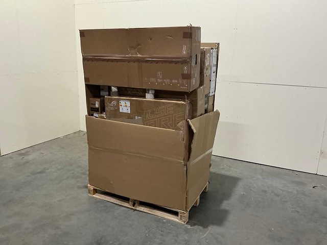 Pallet pc schermen / monitors retourgoederen - 18 items - afbeelding 1 van  2