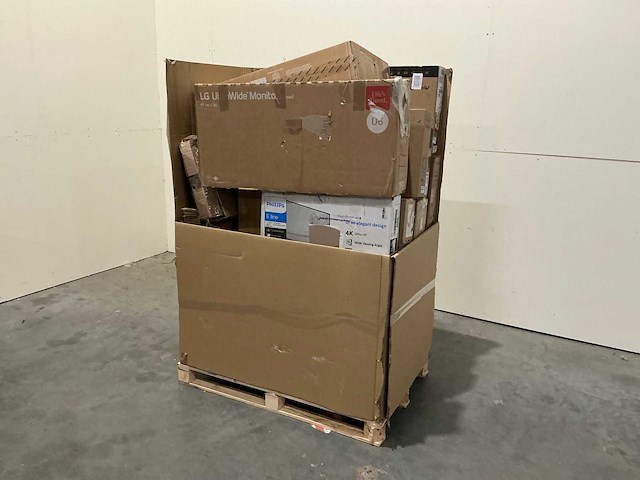 Pallet pc schermen / monitors retourgoederen - 18 items - afbeelding 1 van  8