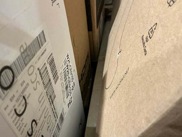 Pallet pc schermen / monitors retourgoederen - 18 items - afbeelding 5 van  9