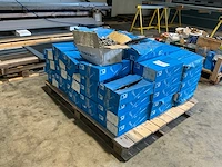 Pallet pontmeyer golfplaatbouten en sandwichpaneel schroeven - afbeelding 2 van  8