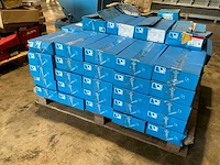 Pallet pontmeyer golfplaatbouten en sandwichpaneel schroeven - afbeelding 4 van  8