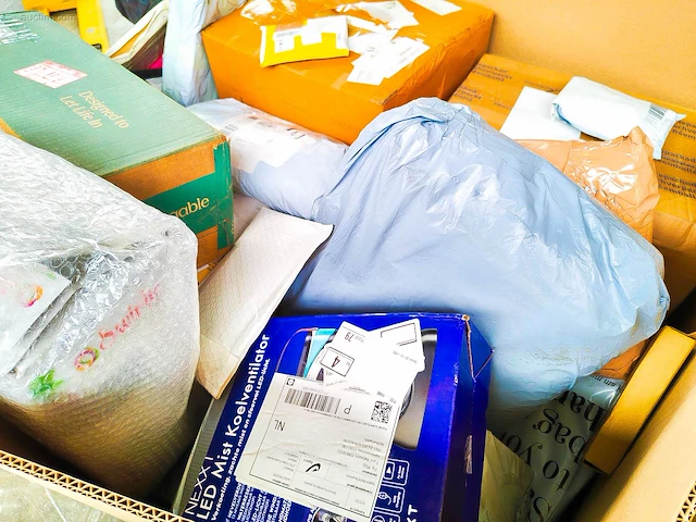 Pallet postpakketten 129 kg - afbeelding 11 van  12