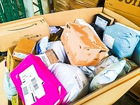Pallet postpakketten 136 kg - afbeelding 3 van  13