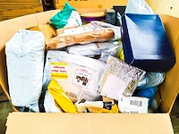 Pallet postpakketten 140 kg - afbeelding 2 van  11