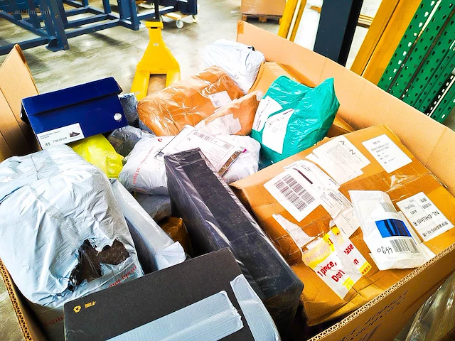 Pallet postpakketten 140 kg - afbeelding 10 van  11
