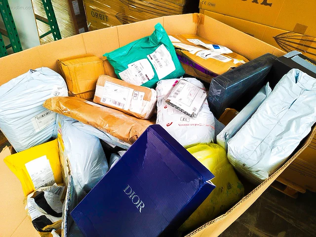 Pallet postpakketten 140 kg - afbeelding 11 van  11