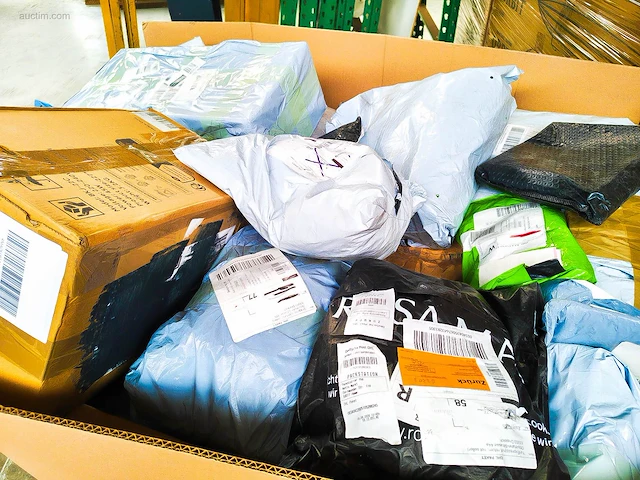 Pallet postpakketten 143 kg - afbeelding 8 van  12