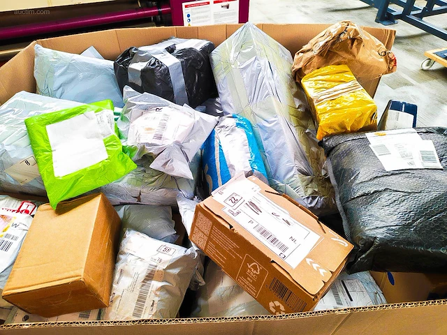 Pallet postpakketten 143 kg - afbeelding 9 van  13