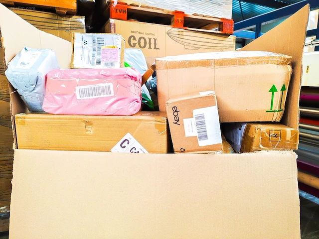 Pallet postpakketten 149 kg - afbeelding 8 van  9