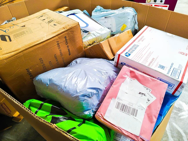 Pallet postpakketten 160 kg - afbeelding 12 van  13