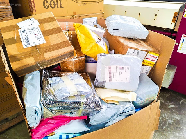 Pallet postpakketten 162 kg - afbeelding 5 van  11