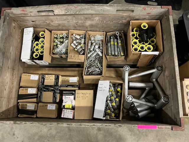 Pallet prolyte aluminium truss accesoires - afbeelding 9 van  16