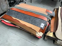 Pallet restanten vellen splitleer / sample-stroken diverse - afbeelding 2 van  2