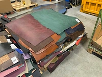 Pallet restanten vellen splitleer / sample-stroken diversen - afbeelding 4 van  4