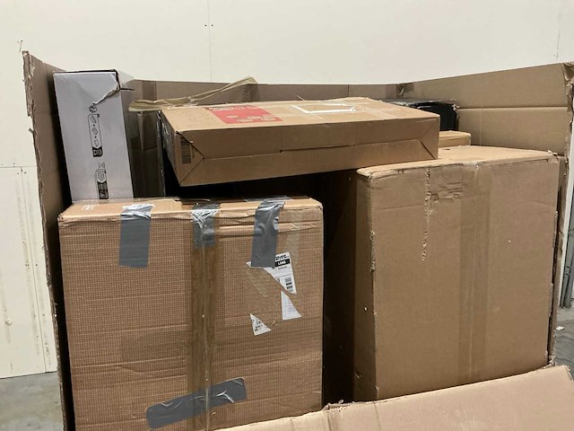 Pallet retourgoederen - pc / monitoren - 16 items - afbeelding 1 van  1
