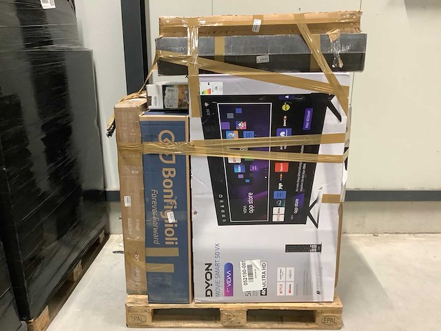 Pallet retourgoederen - televisies (12x) - afbeelding 1 van  9
