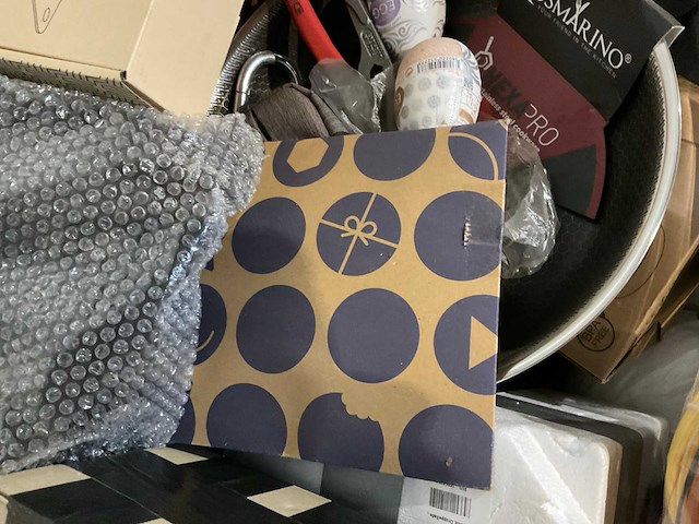 Pallet retourgoederen (2x) - afbeelding 13 van  33