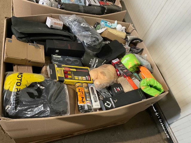 Pallet retourgoederen (2x) - afbeelding 23 van  33