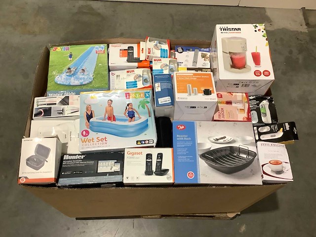 Pallet retourgoederen - afbeelding 1 van  9