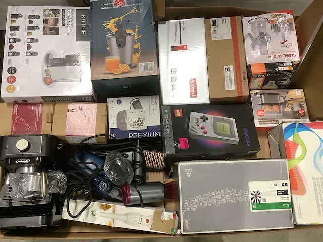 Pallet retourgoederen - afbeelding 1 van  9