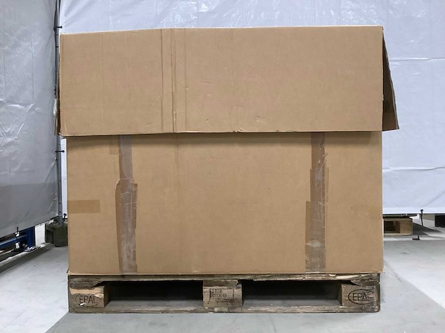 Pallet retourgoederen - afbeelding 8 van  9