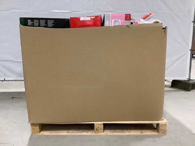 Pallet retourgoederen - afbeelding 2 van  11