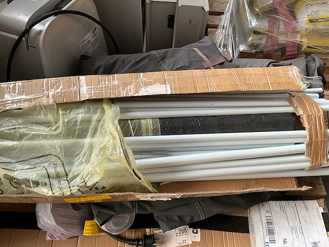 Pallet retourgoederen - afbeelding 5 van  8