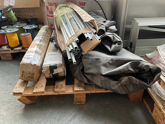 Pallet retourgoederen - afbeelding 8 van  8