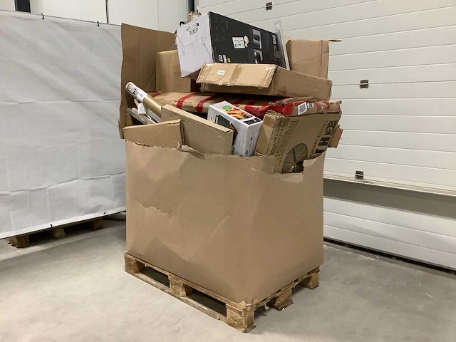 Pallet retourgoederen - afbeelding 1 van  8