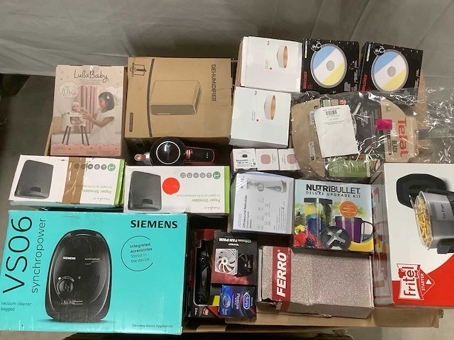 Pallet retourgoederen - afbeelding 1 van  9