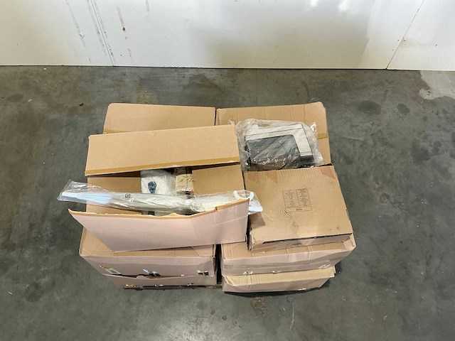 Pallet retourgoederen - afbeelding 2 van  7