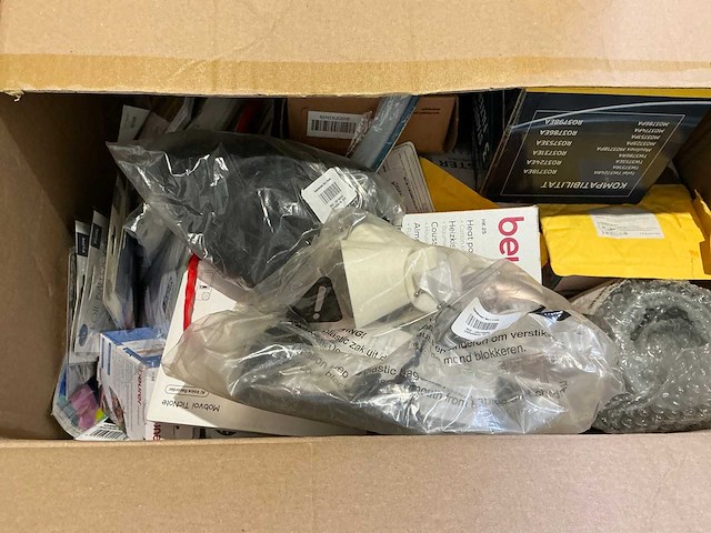 Pallet retourgoederen - afbeelding 6 van  7