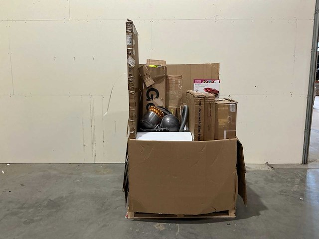 Pallet retourgoederen - afbeelding 1 van  4