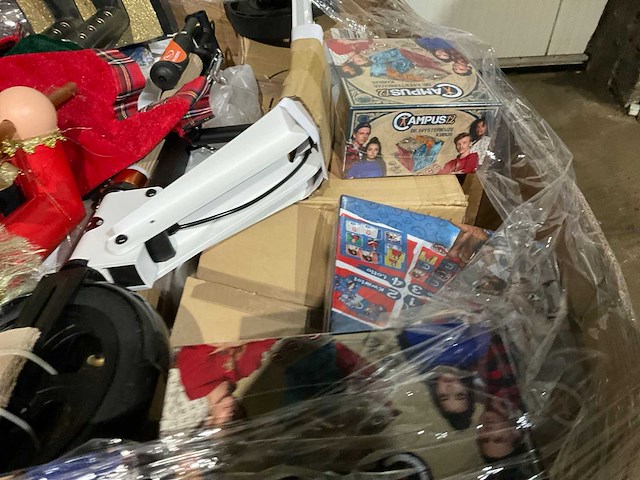 Pallet retourgoederen - afbeelding 6 van  16