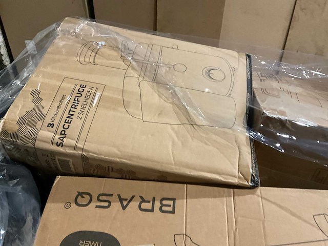 Pallet retourgoederen - afbeelding 6 van  16