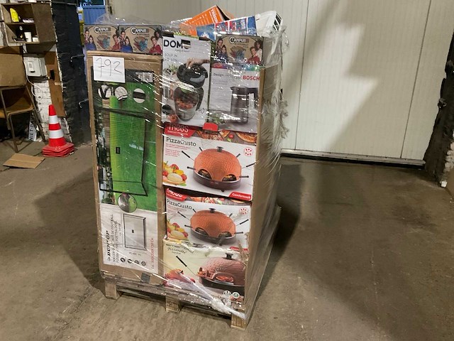 Pallet retourgoederen - afbeelding 1 van  17