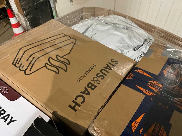 Pallet retourgoederen - afbeelding 8 van  16