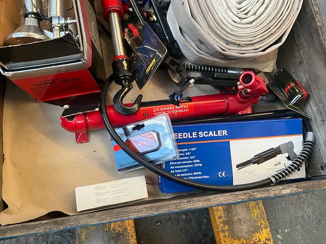 Pallet retourgoederen - afbeelding 2 van  9