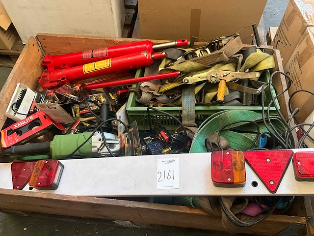 Pallet retourgoederen - afbeelding 1 van  15