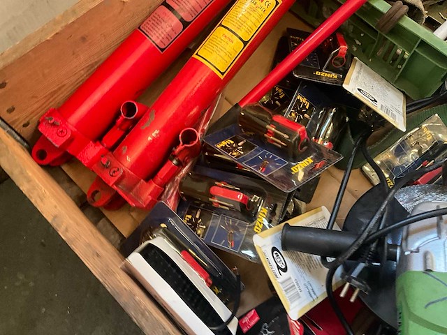 Pallet retourgoederen - afbeelding 10 van  15