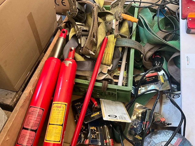 Pallet retourgoederen - afbeelding 12 van  15