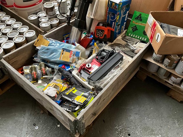 Pallet retourgoederen - afbeelding 1 van  6