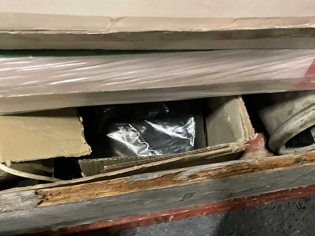 Pallet retourgoederen - afbeelding 2 van  6