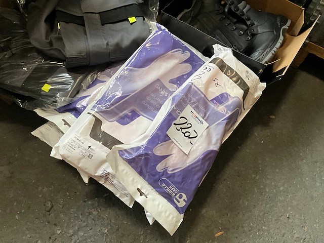 Pallet retourgoederen - afbeelding 1 van  4