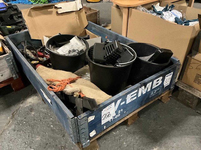 Pallet retourgoederen - afbeelding 1 van  11