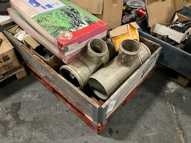 Pallet retourgoederen - afbeelding 1 van  10