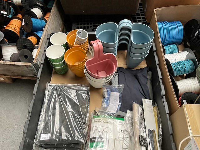 Pallet retourgoederen - afbeelding 2 van  5